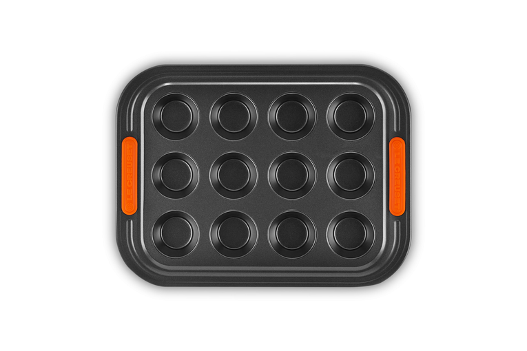 Mini muffin outlet tray