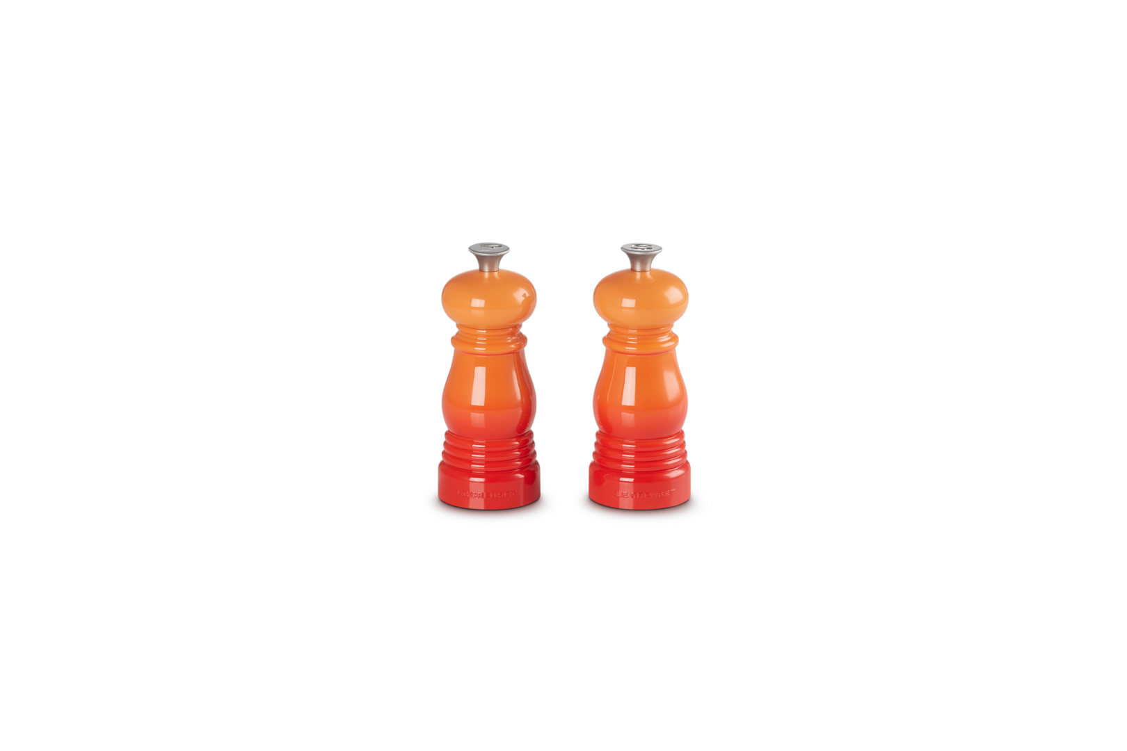 le creuset red pepper mill