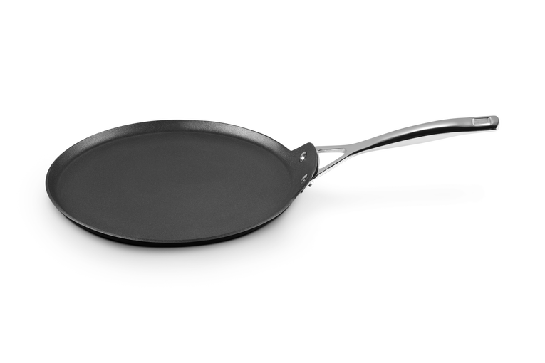 Le creuset cheap crepe pan