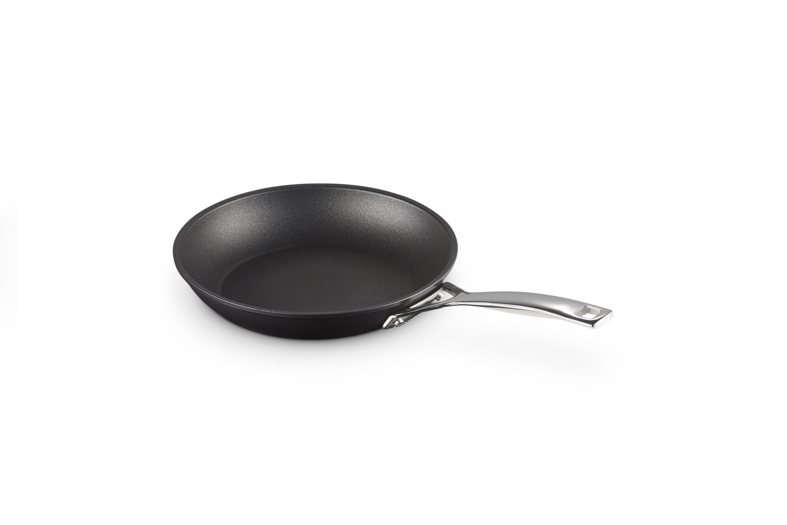 962020260 Ideal For Lower-fat Cooking On All Hob Types Including Induction Black Le Creuset Toughened Non-Stick Stir Fry Pan 26 cm 
