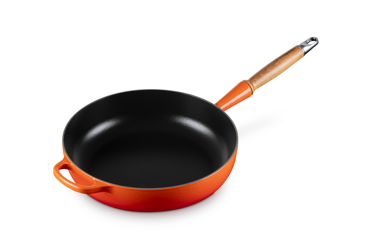 Iron saute pan discount