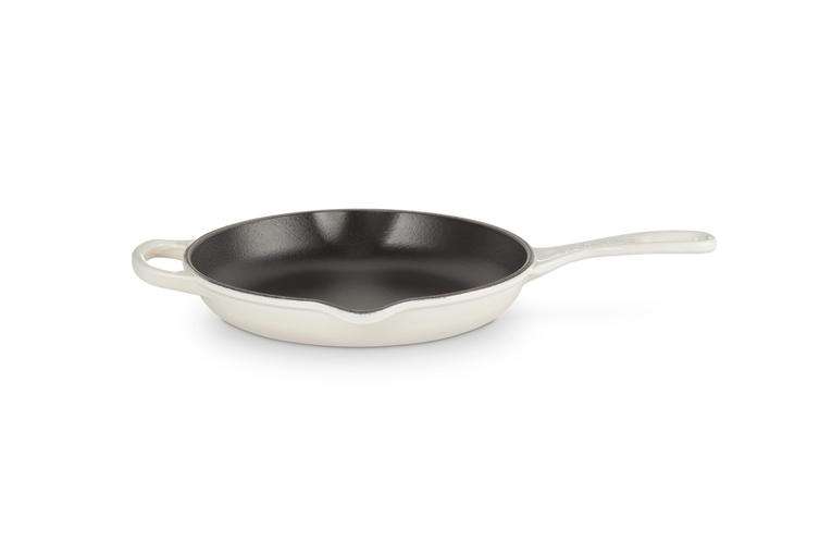 Cast Iron Round Skillet | Le Creuset UK | Le Creuset