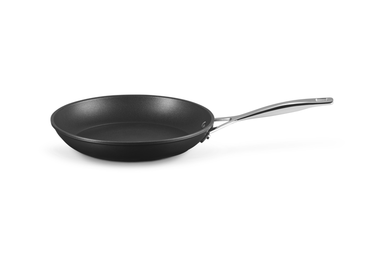 調理器具 LE CREUSET SHALLOW FRYING PAN 20cm Le Creuset Essential Ceramic Nonstick Shallow Skillet | Sur