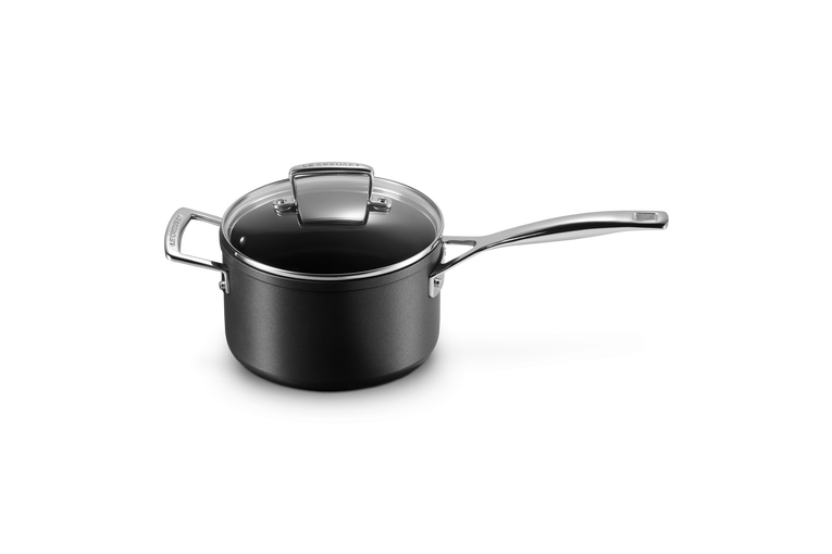 Saucepan with deals lid