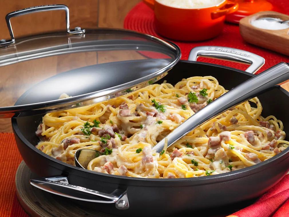 One-Pan Spaghetti Carbonara