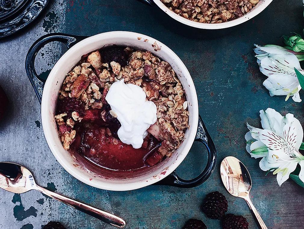 Apple and Blackberry Crumble