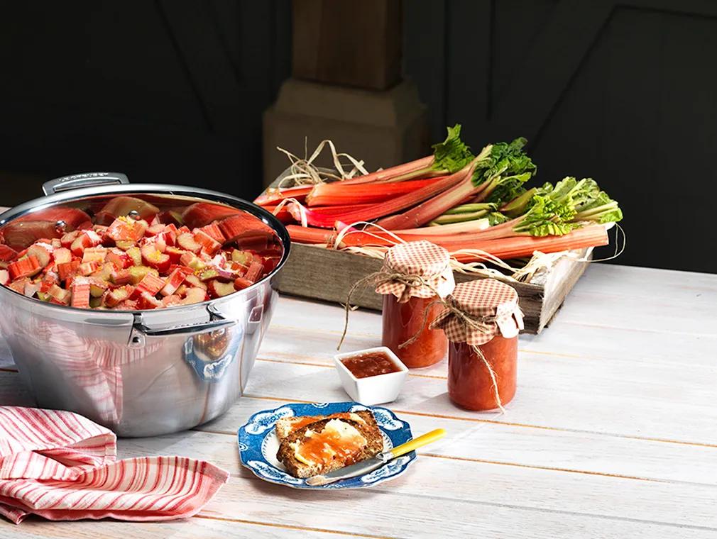 Rhubarb and Elderflower Conserve