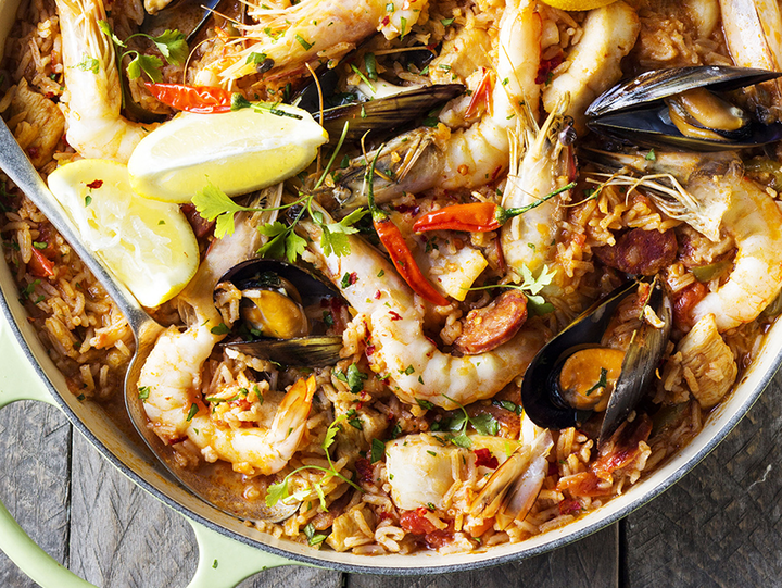 Le creuset outlet paella pan