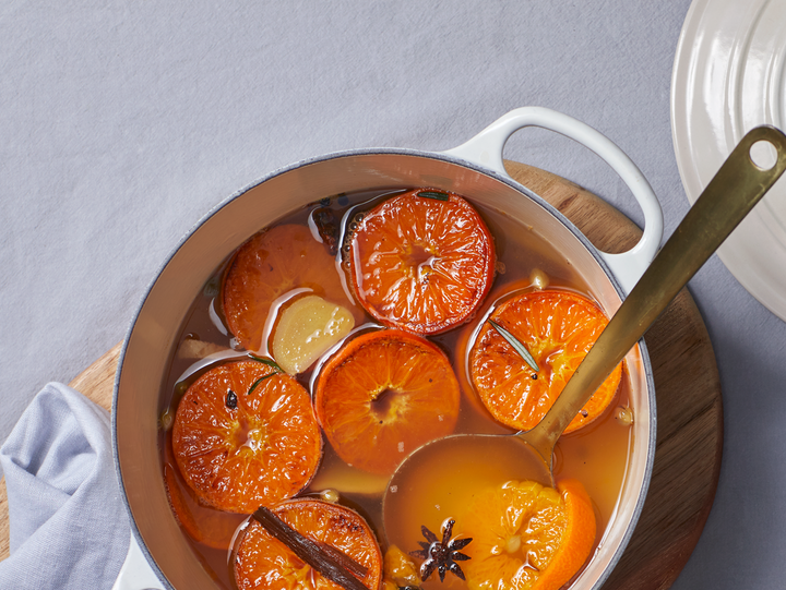 Mulled online white wine