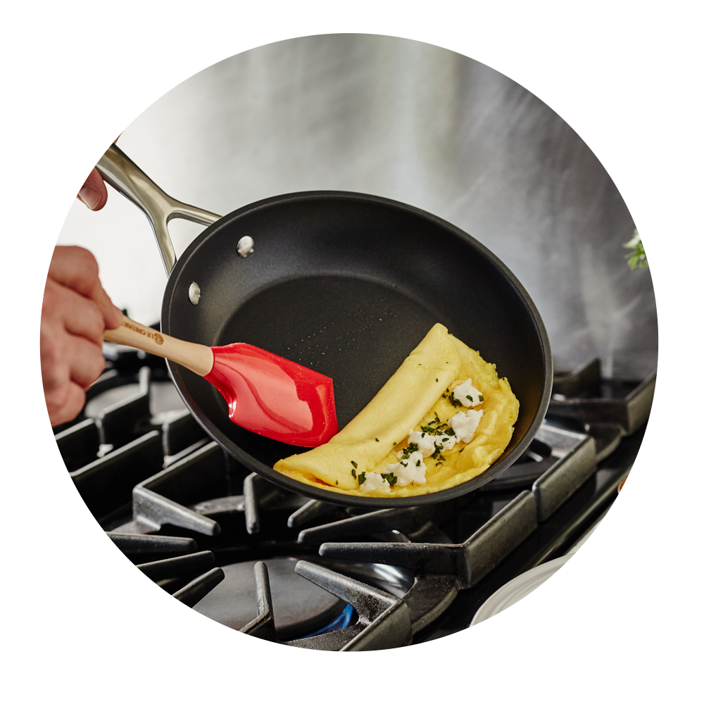 Le creuset hot sale non stick