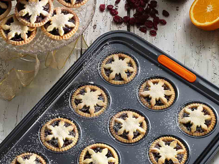 Port Wine and Cranberry Mince Pies Le Creuset UK