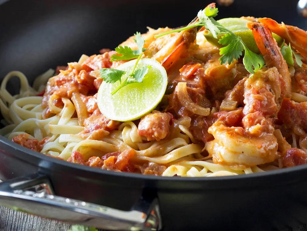 Chilli, Tomato and Prawn Linguine